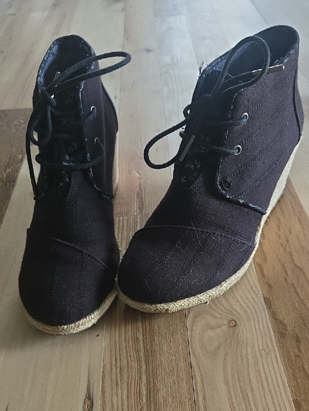 Toms Black Lace-Up Wedge Espadrille Boots